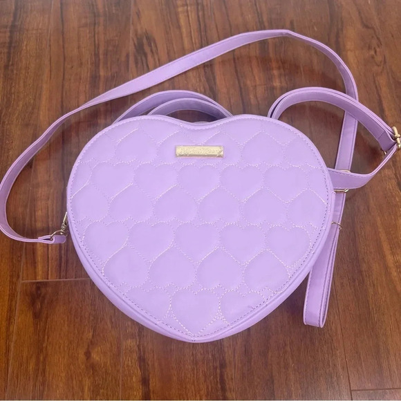 Love April Moon Heart Lola Ita Bag in Lavender - Picture 1 of 7